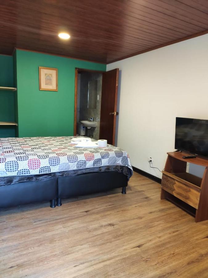 La Parada Del Tren Hostel بوغوتا المظهر الخارجي الصورة