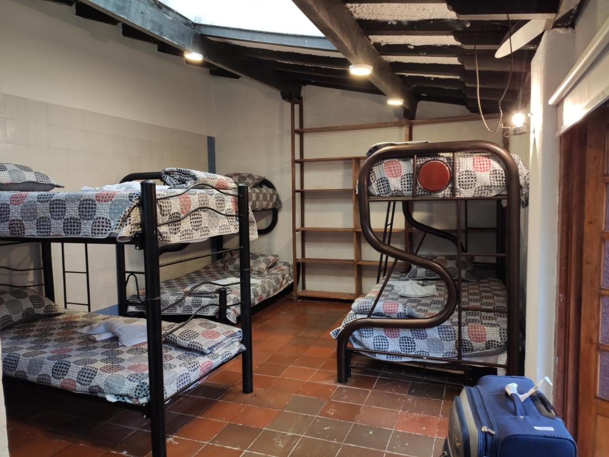La Parada Del Tren Hostel بوغوتا المظهر الخارجي الصورة